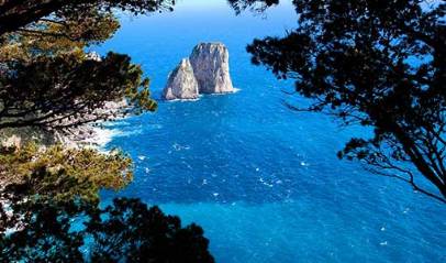 isola di Capri in barca