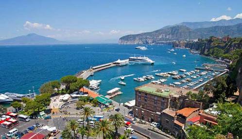 guided boat excursions in Sorrento